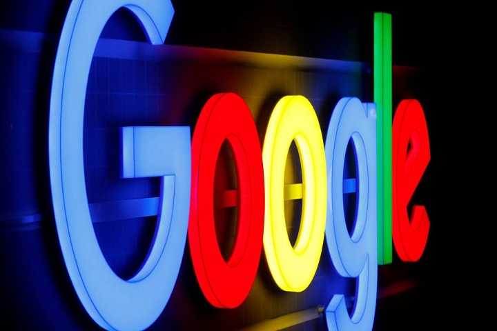 Google признала, что может прослушивать пользователей Google Assistant