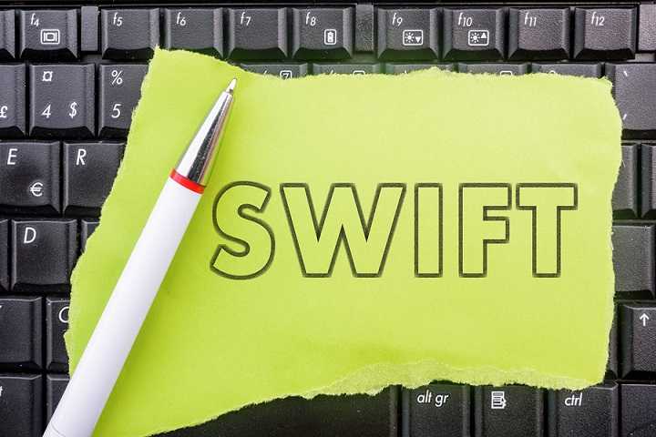 К российскому аналогу SWIFT подключилось восемь банков