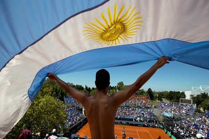 ЦБ Аргентины ужесточит ограничения на покупку долларов